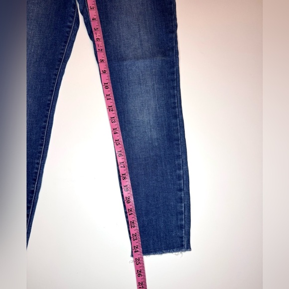 Cello Women’s Ankle Crop Jeans Size- 7 - Picture 4 of 9